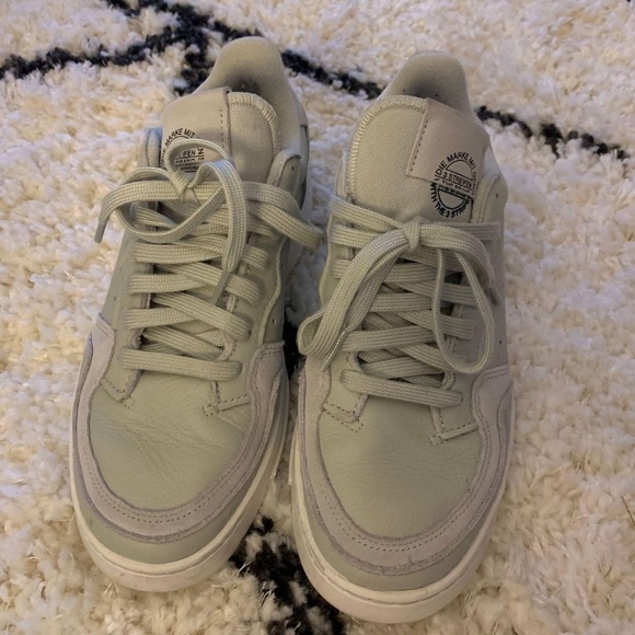 Adidas Sneakers - Picture 2 of 4